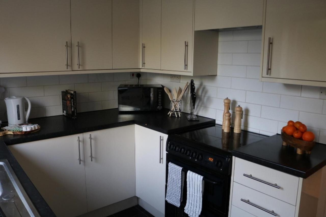 Charming 2 Bed House - Family Friendly Villa Nottingham Eksteriør billede